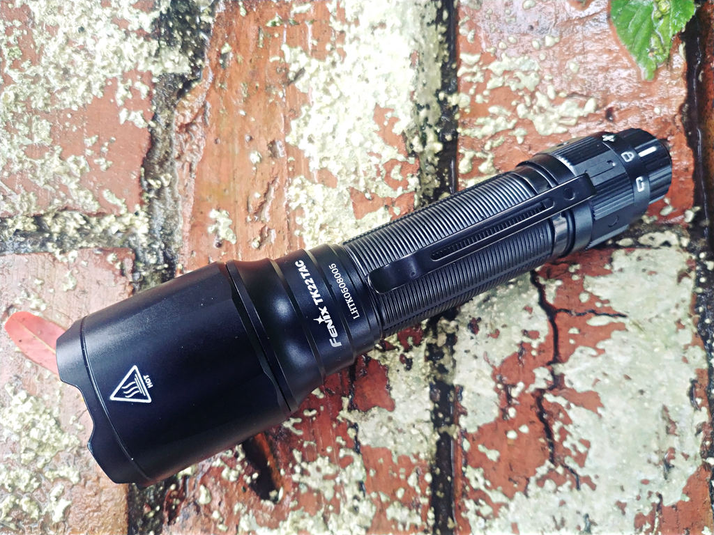 fenixtk22和c7比较,fenix菲尼克斯tk22ue