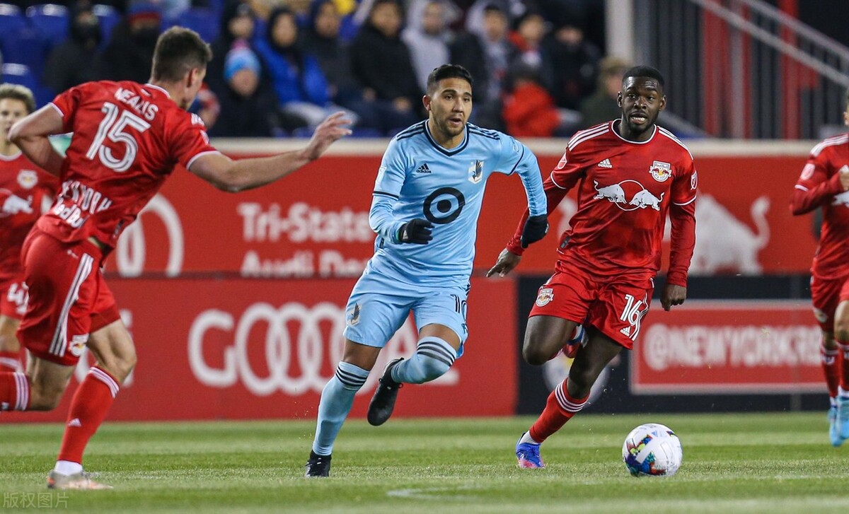 足球战况解析盘口分析世预赛扫盘竞彩实单参考，预测比分+总进球