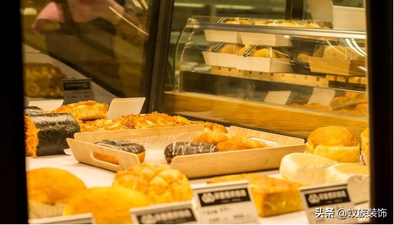 蛋糕店装修全套注意事项,蛋糕店装修技巧与方法