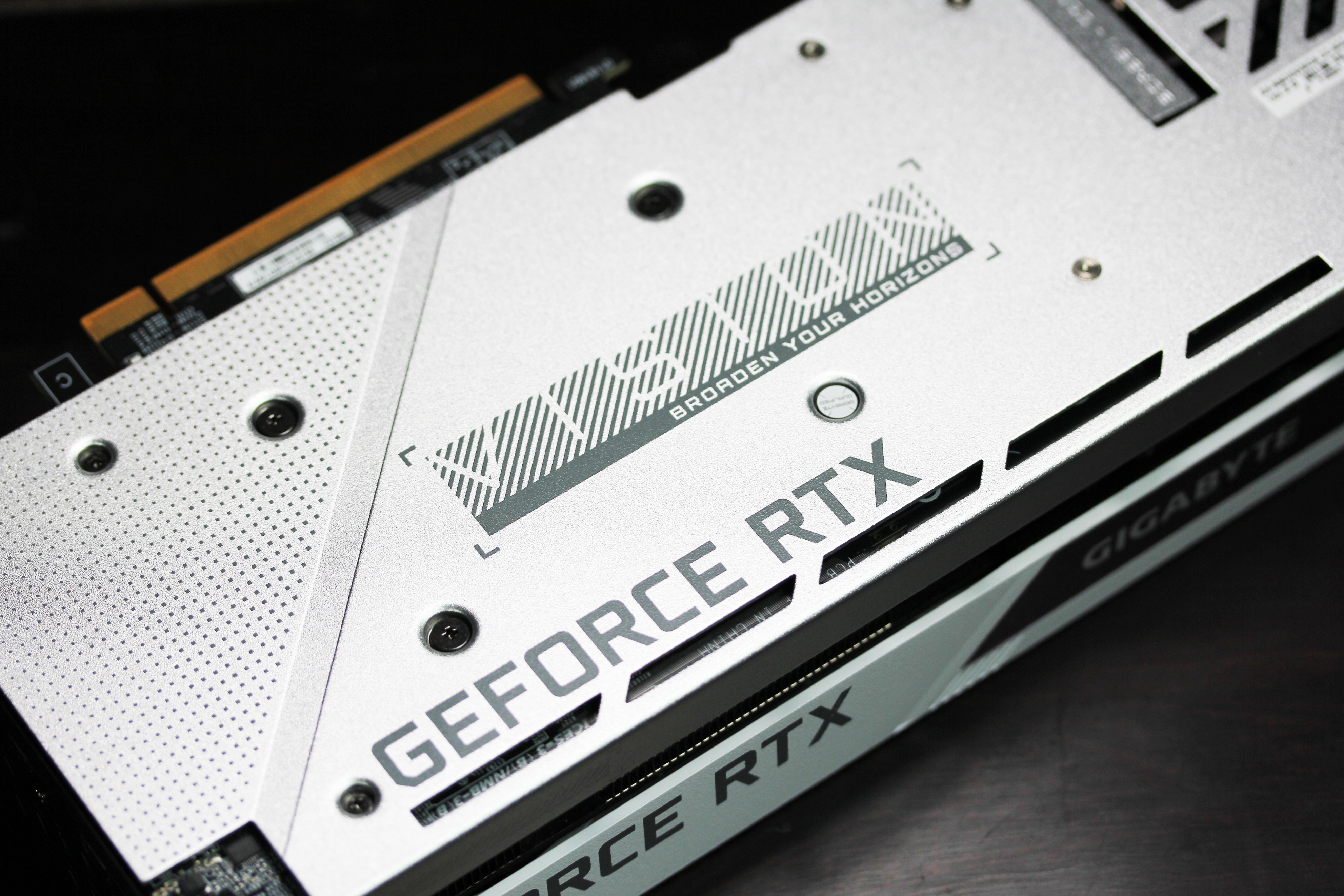 技嘉3070雪鹰显卡游戏测评,技嘉雪鹰3070ti装机视频