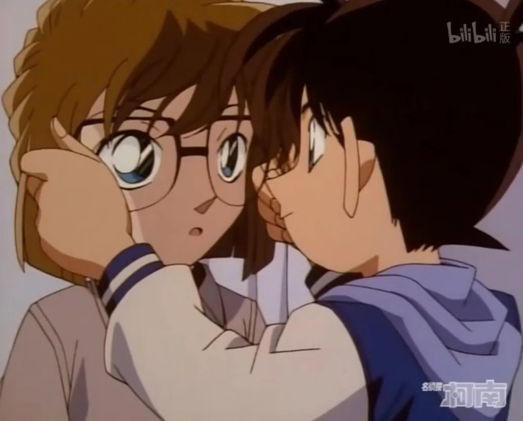 柯哀优衣库联名,柯哀亲了柯哀党