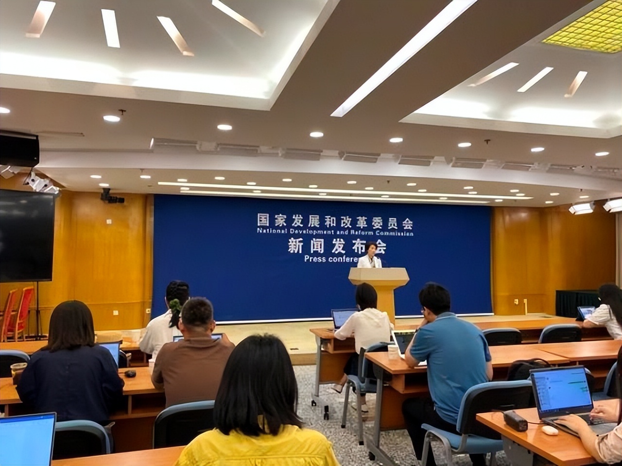 [图说天下]指鼠为鸭（06.17）