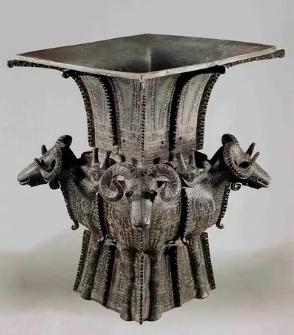 青铜器是我国最早发明的吗,中国古代商代最具代表性的青铜器