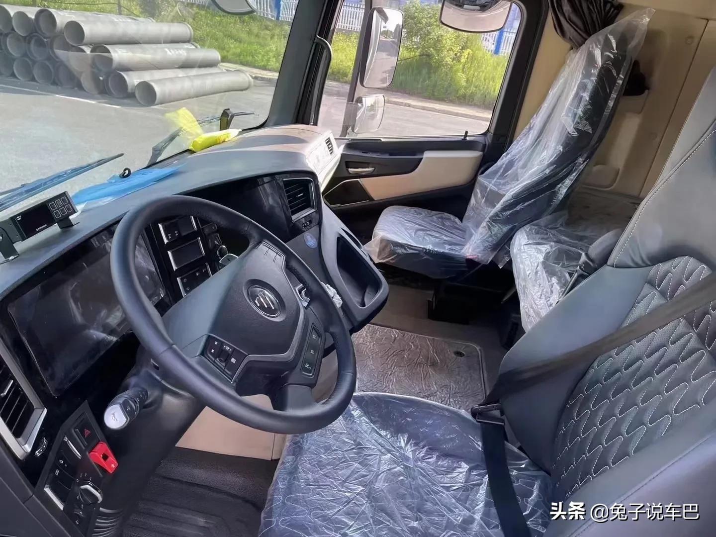 欧曼银河前四后八，9.6米四轴冷藏车，颠覆卡友认知-马力大省油