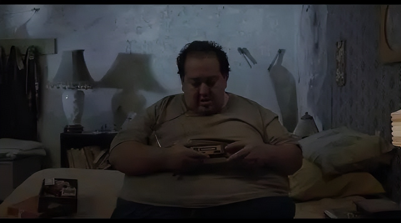 对方很少跟你聊天是真的爱你嘛,怎么跟你聊天才是真的爱你的人