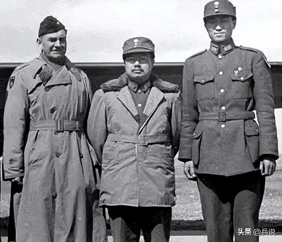 建国初期“五马进京”，哪几位有资格授元帅？邓公是其一