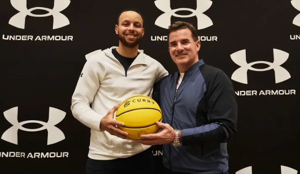 库里安德玛合同到期,库里终身续约安德玛