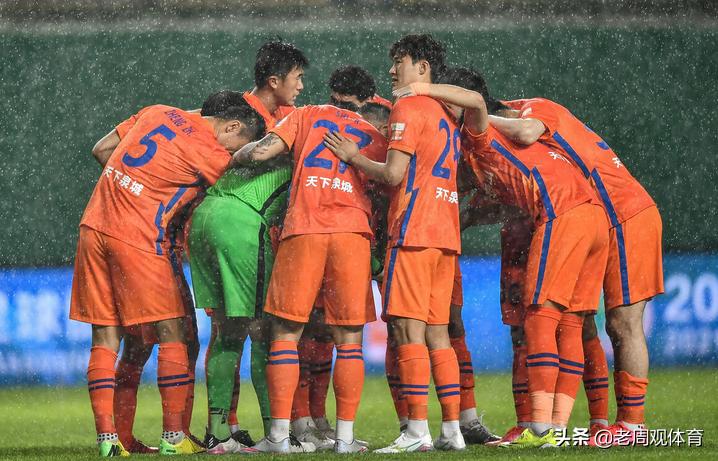 广州队对山东泰山红牌,山东泰山队vs上海海港队4比3图片