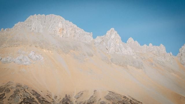 香格里拉去德钦的路好走吗,香格里拉到德钦自驾游攻略
