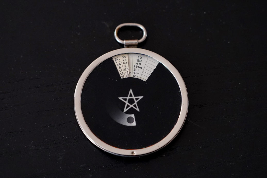 相机与测光表，相伴过百年，它们又有怎样的故事？