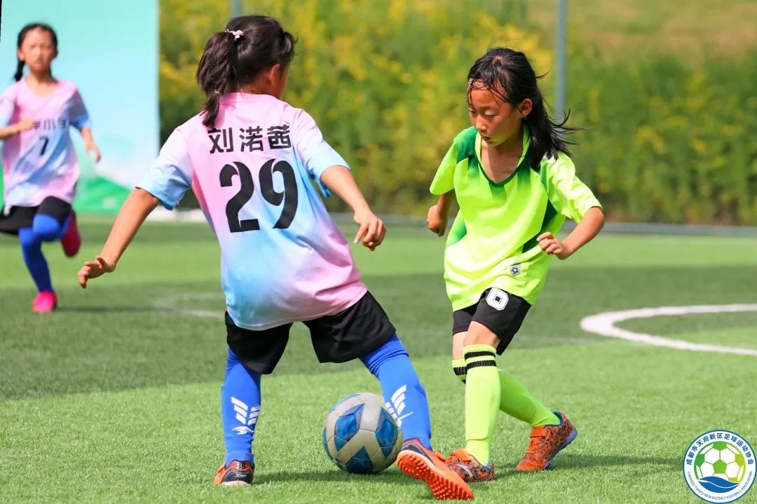 东湖路小学校园足球总决赛,喜报校园足球冠军