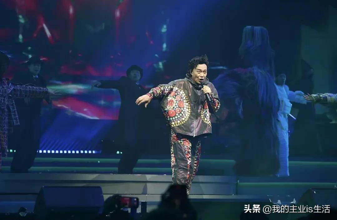 区区700万人口的香港,为什么能同一场地连唱27场,还有人看?