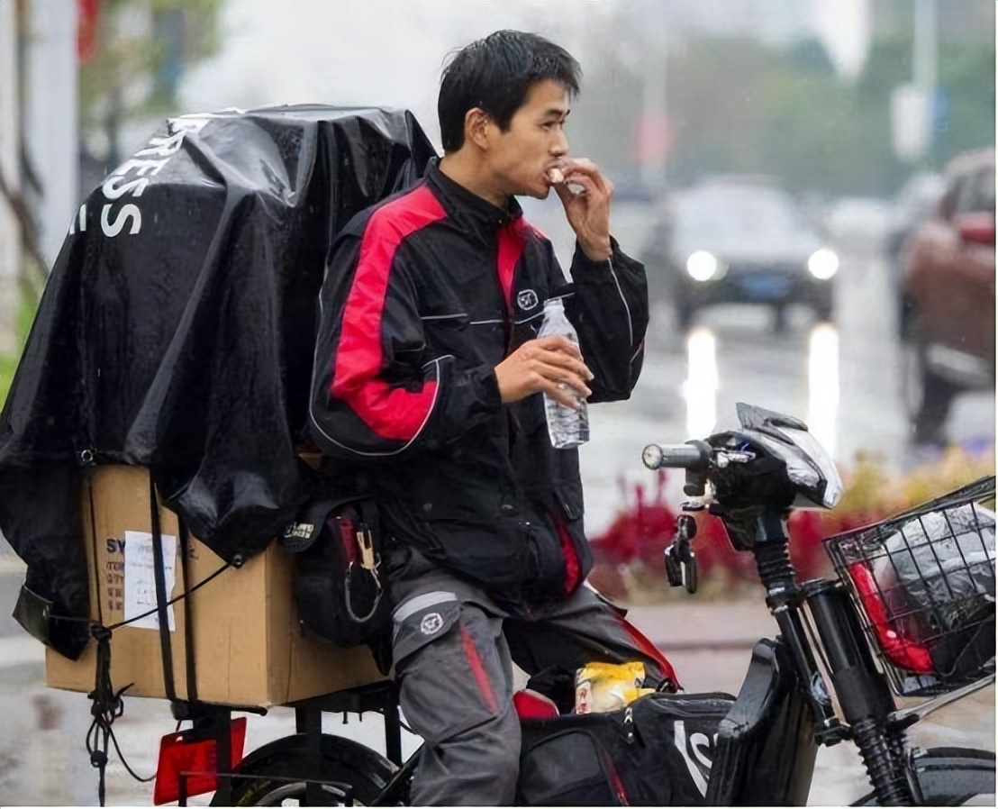 电商和快递入职哪个行业好,电商快递是什么职业类别