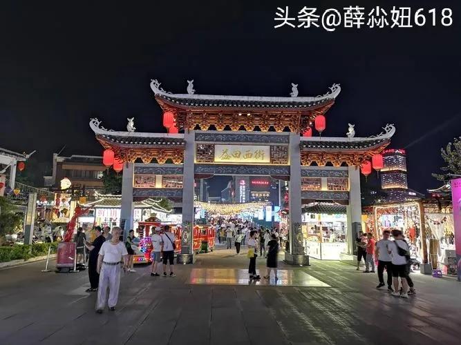 夜游阳朔西街来一场美丽的邂逅,和阳朔西街一样的美景