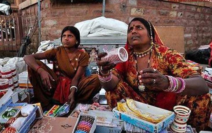 印度女孩嫁安徽农民，婚后随夫姓，8年后带妹妹来中国嫁丈夫堂弟