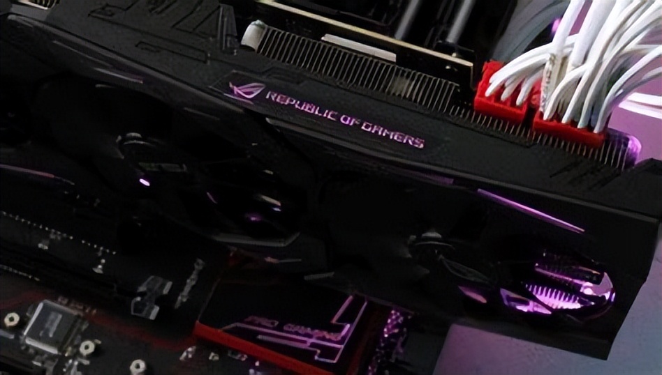 电脑显示无信号然后黑屏怎么回事,电脑显示器无信号就黑屏主机正常