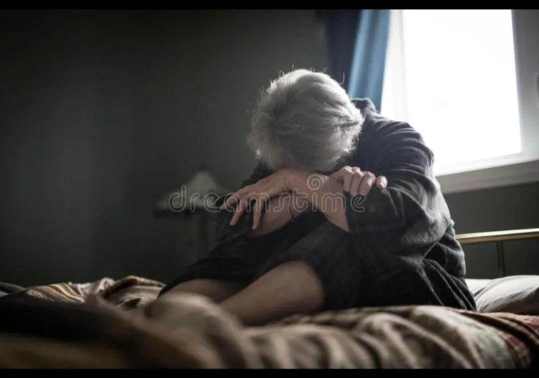 妈妈更年期睡不着觉怎么办,妈妈更年期时间