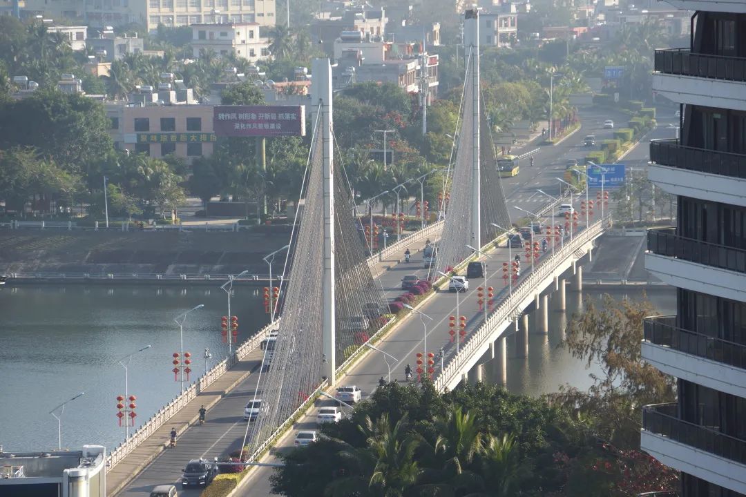 一个县城房价为什么这么高,房价最低的中国海边小县城