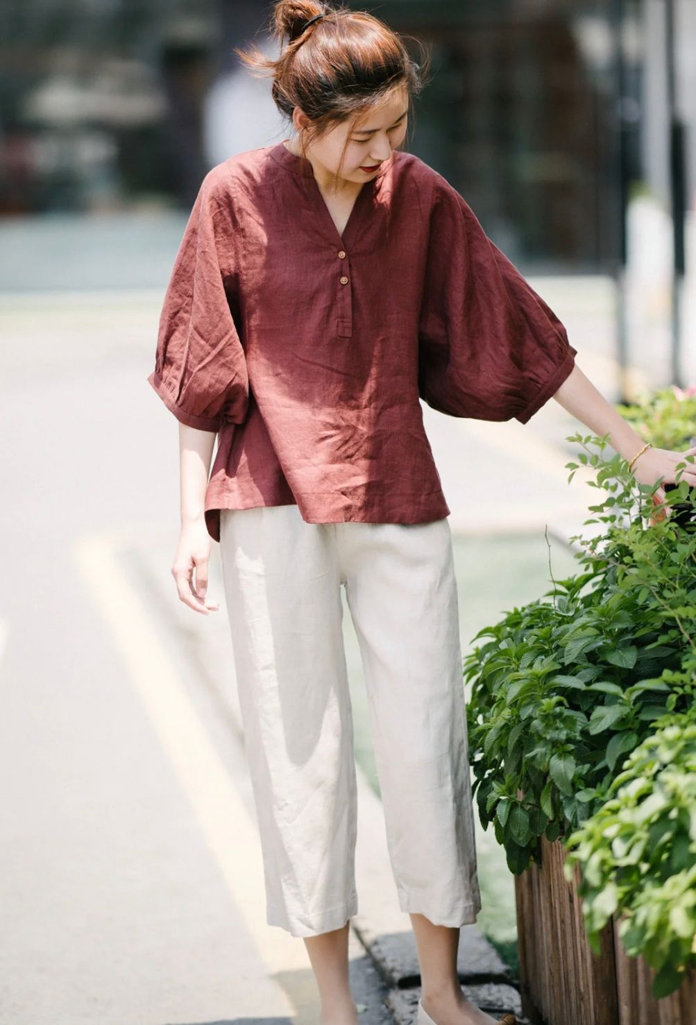 这才是60岁女人流行的夏日打扮,这才是50岁女人该有的装扮