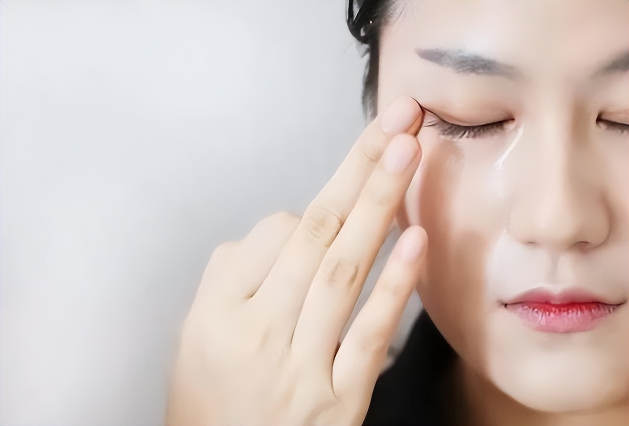 真正好用的国货眼霜30到40岁的,十大公认好用国货的眼霜