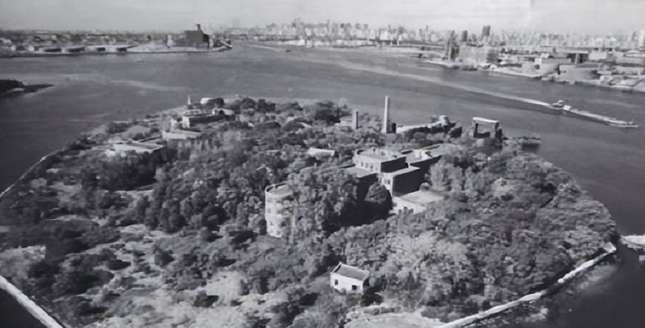 沈阳老太一人坑一座城,一人坑一城是真的吗