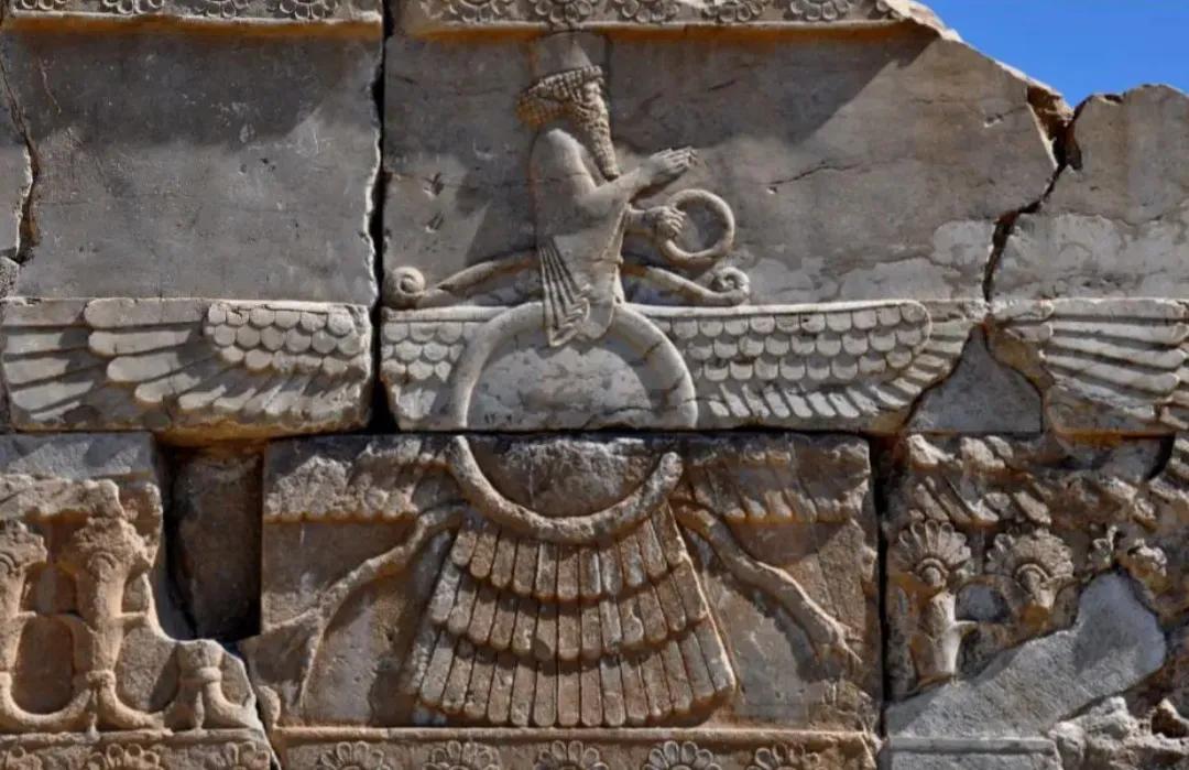 本是邪见，妄称佛教，诳惑黎元，当以令改