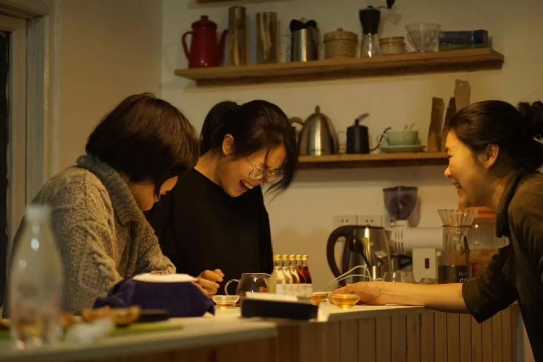 在家低成本开咖啡店,小县城自己开一个小咖啡店