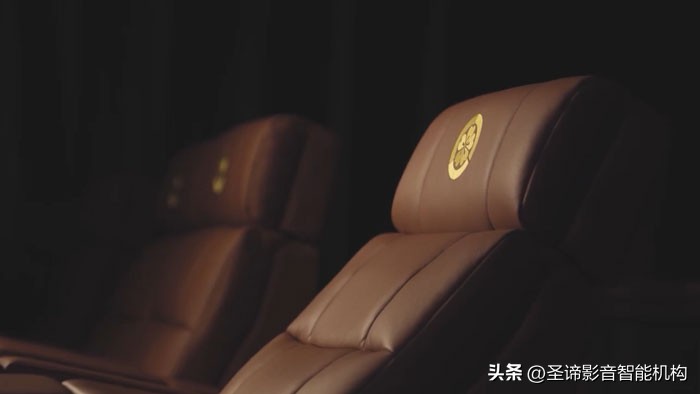 从迈巴赫到宝马,从迈巴赫坐到劳斯莱斯