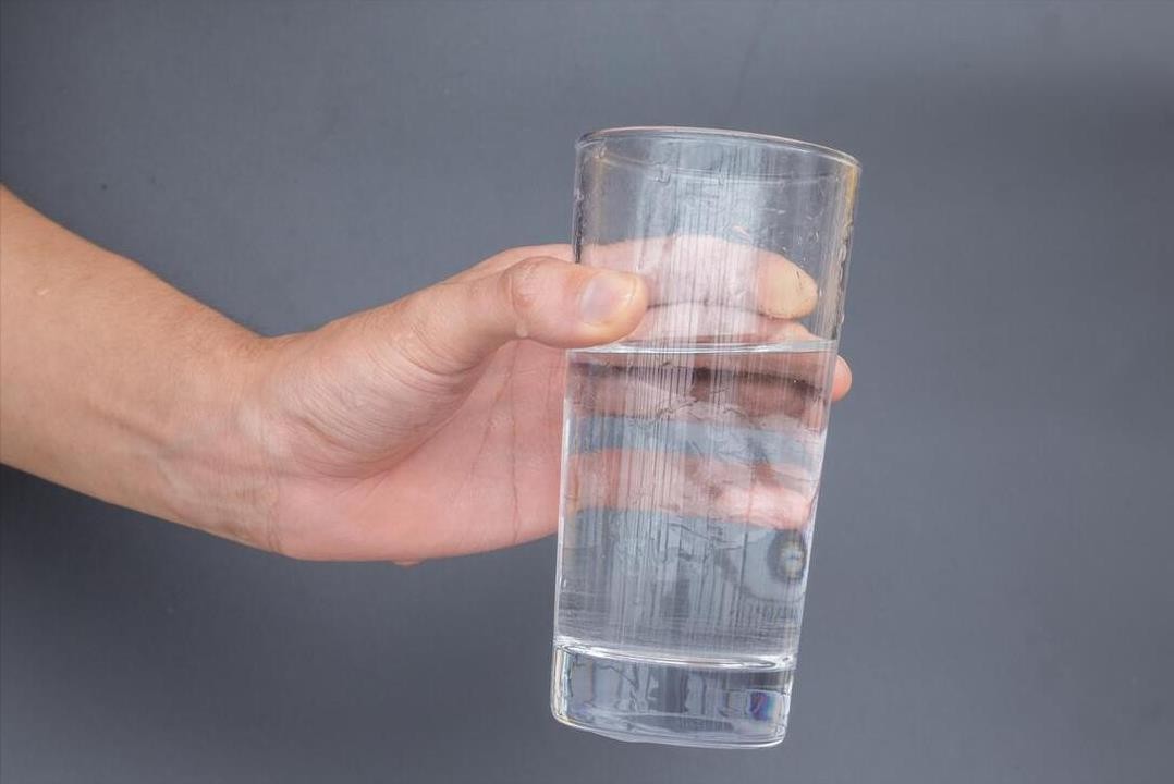 减肥心里闷的时候该怎么办,减肥期间嘴一直闲不住怎么办