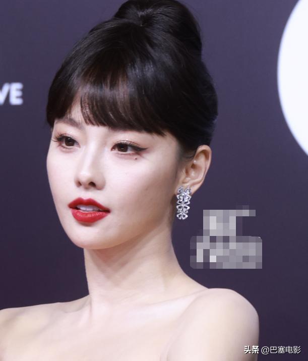 杨颖李沁look,杨幂baby李沁同时驾驭紫色