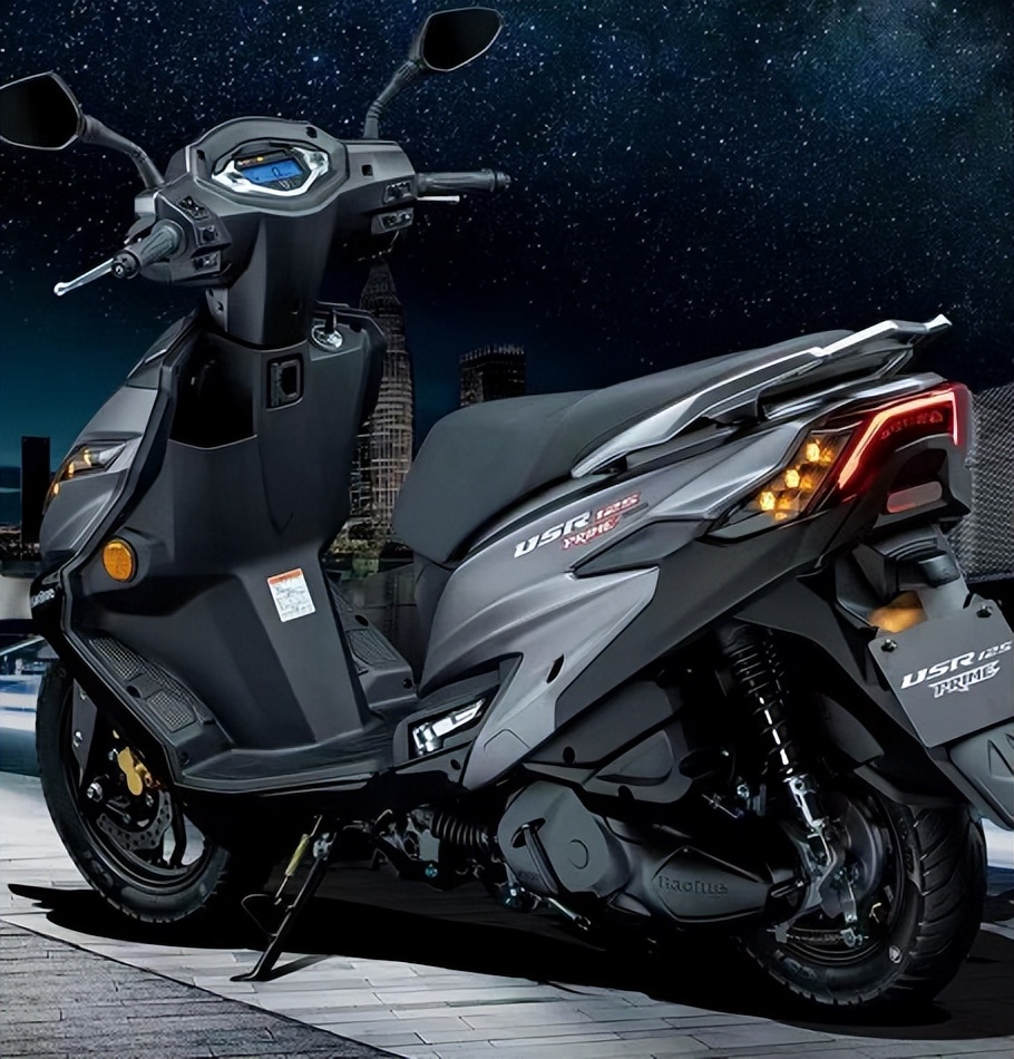 豪爵虎鲨vx125真实测评,豪爵虎鲨vx125和铃木ue125买哪个好