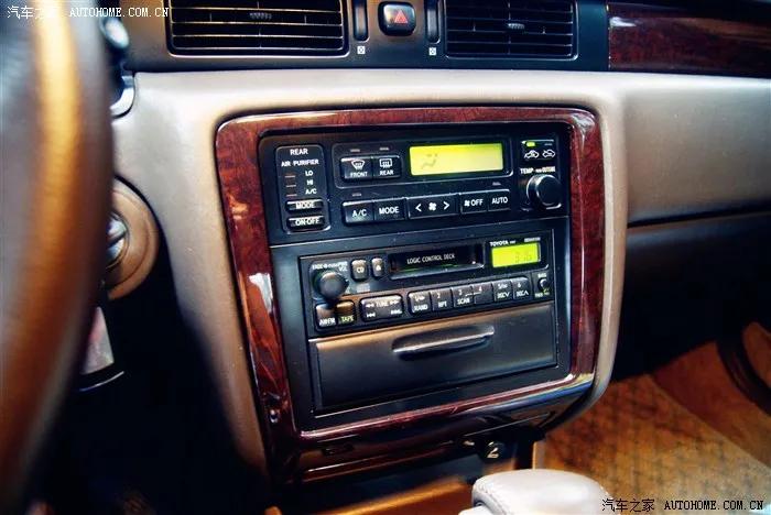 开箱报告|情怀有价!其辉1:18丰田皇冠JZS155汽车模型