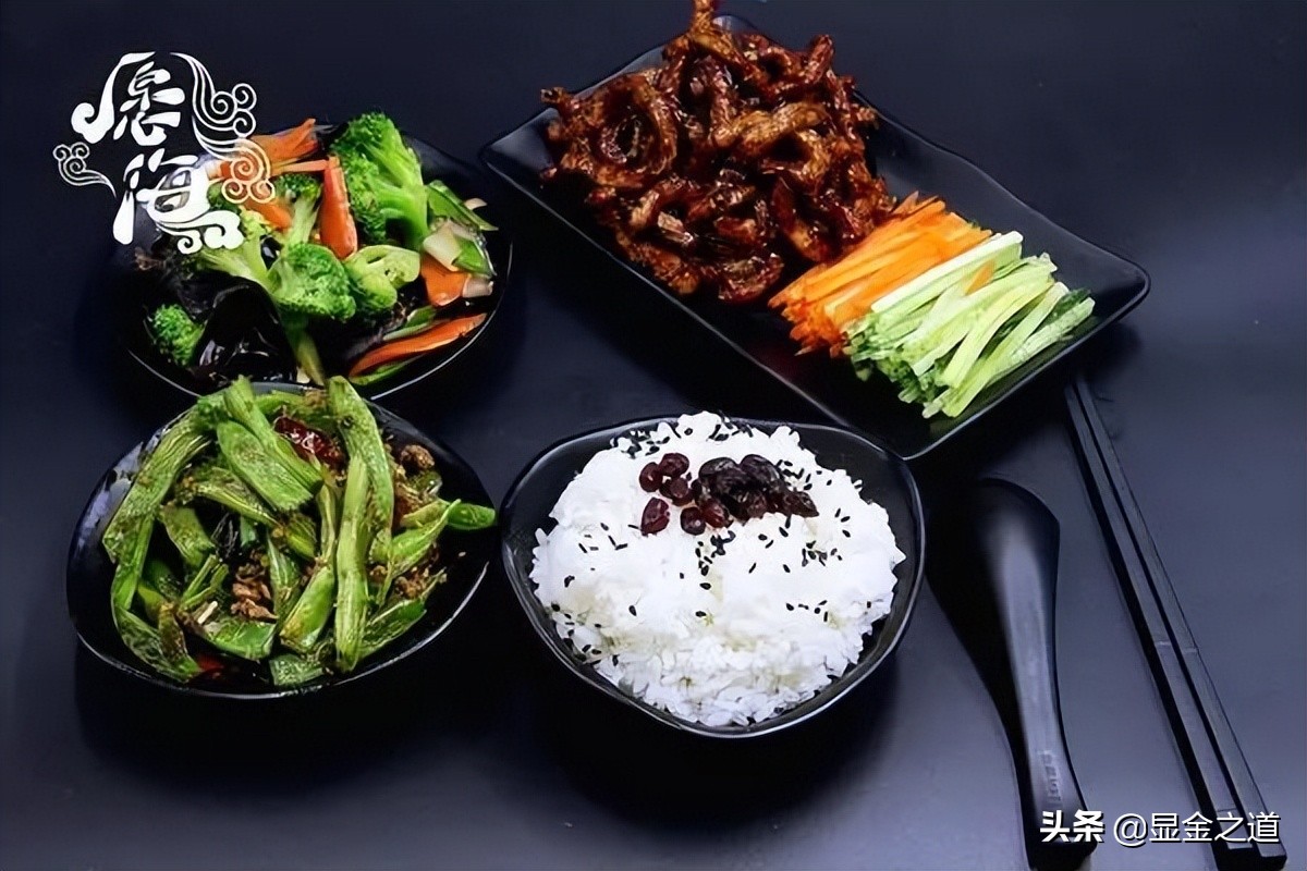 “天才少女”16岁上大学，演戏25年不爱名利