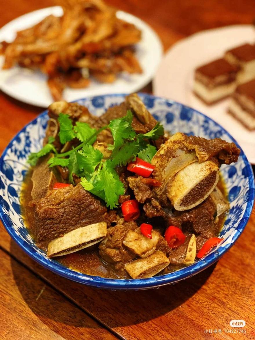 嘀嘀——今日白露，“贴秋膘专线”已开通，小伙伴们快上车！