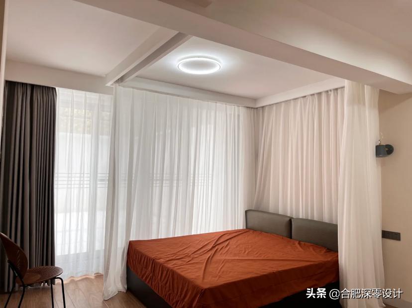 再次翻红的老式蚊帐，跟丑不沾边，顶部借轨道装到顶，颜值翻了倍