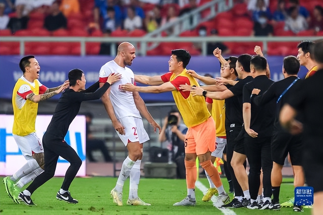 经典绝杀时刻足球,历史十大足球精彩进球