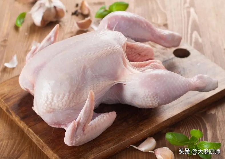 60岁以上老人多吃哪三种肉,中老年人要多吃什么肉