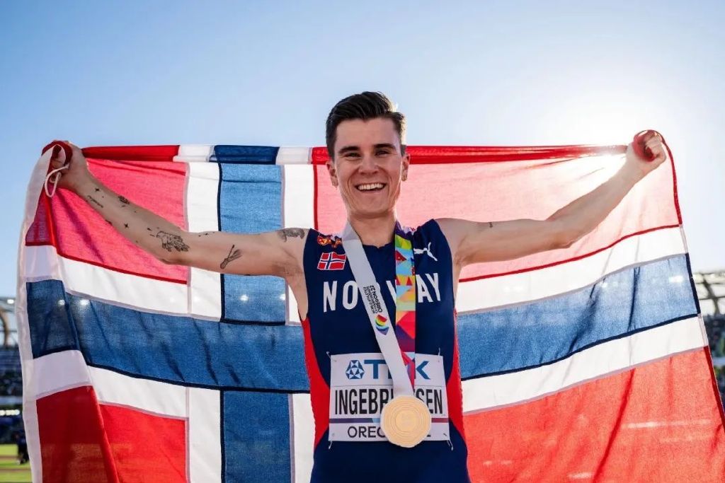 天才才能改变世界,天才男孩变成疯子隐身改变了一切