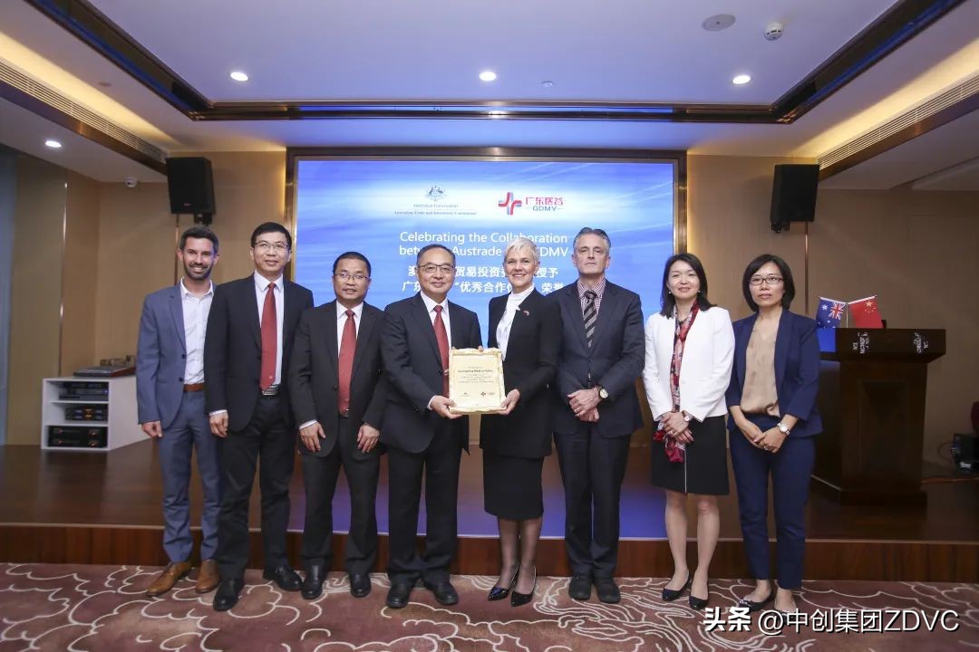 涓垱浜ф湇,涓垱浜ф湇闆嗗洟