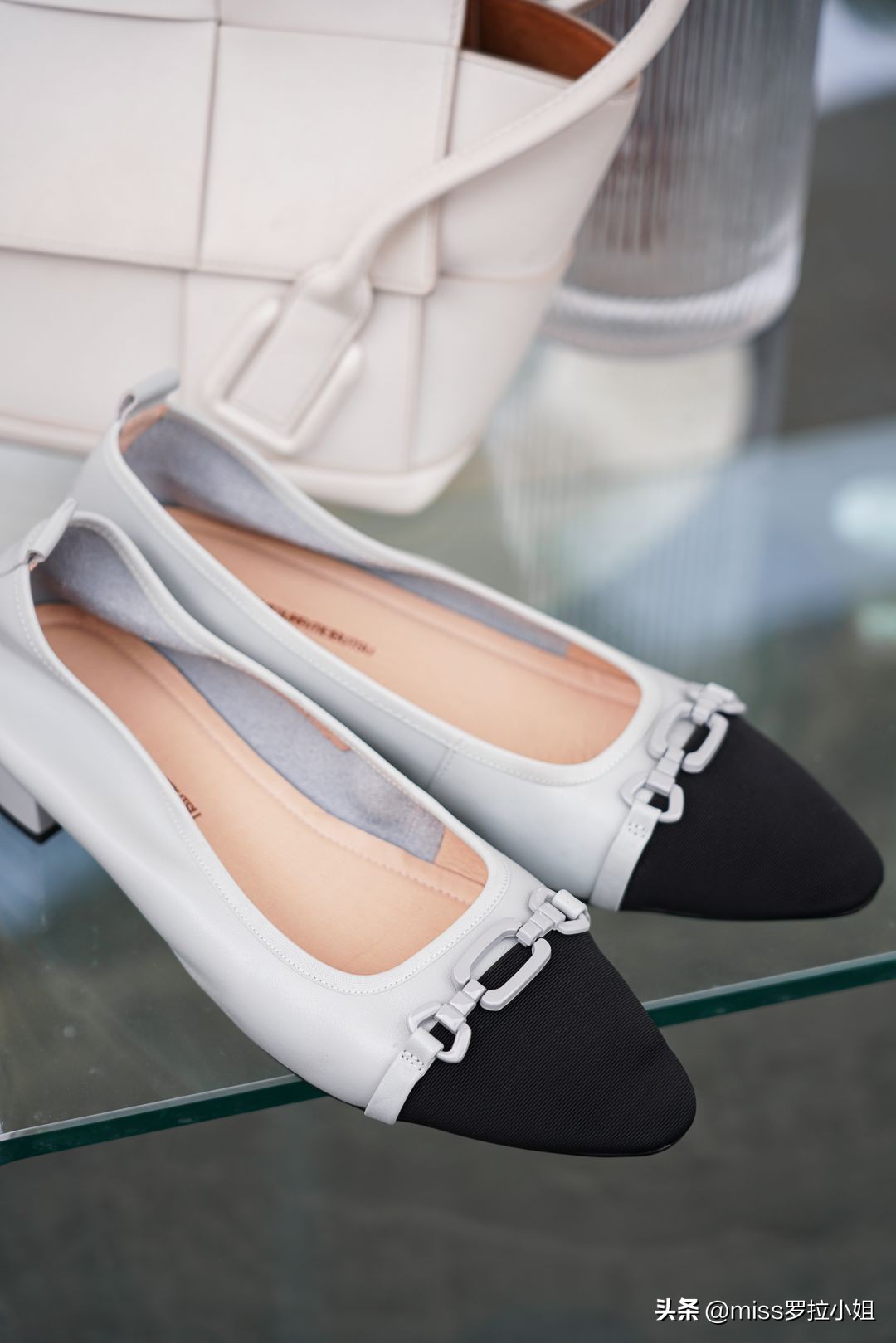 专柜的鞋子一般什么质量,一些正品的鞋子为什么便宜