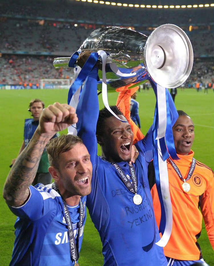 欧冠夺冠后退役,前欧冠冠军爆冷出局