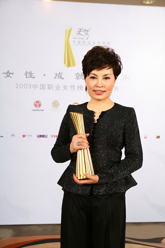 央视主播李瑞英退休后的生活,央视名嘴李瑞英现状