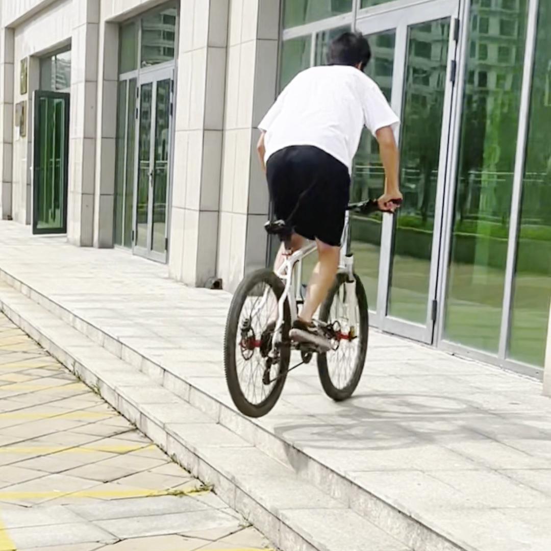 山地车如何一个轮子走教程,山地车最简单的10个动作