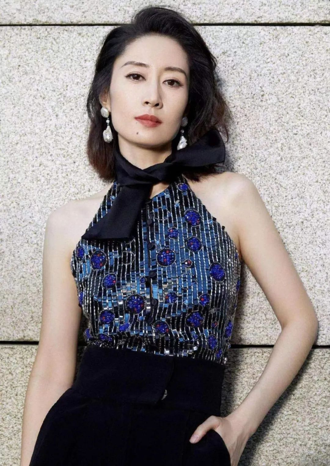 女人请你做自己的女王,女孩请做自己的女王