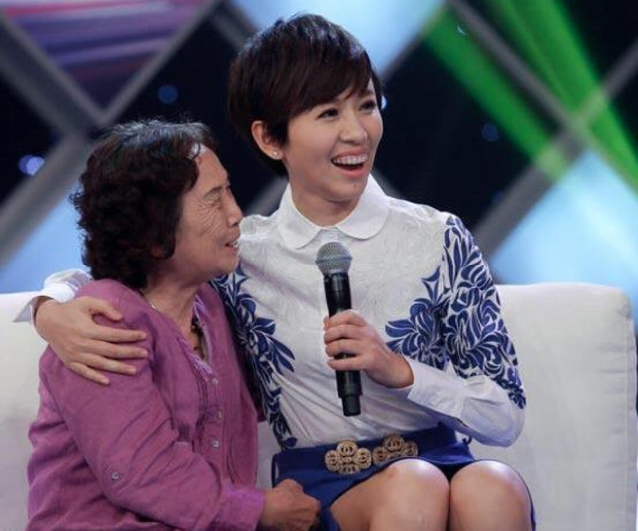 李思思朱迅谁能成为央视一姐,欧阳夏丹李思思