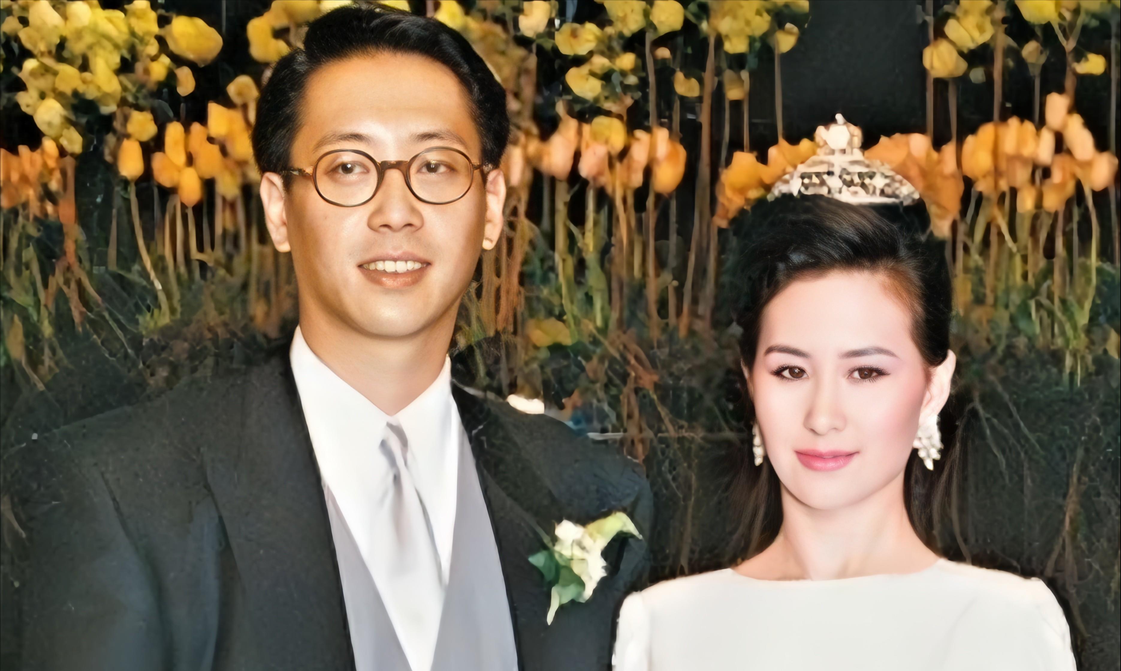 何超琼现身贵州身材惊艳,何超琼现身贵州山区