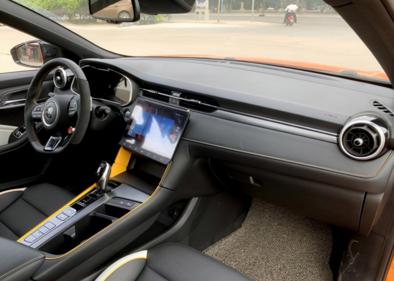 18年名爵6油耗是多少,名爵6真正油耗