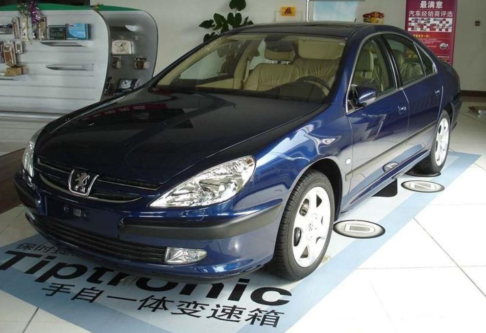 标致607加长版,第一代标致607轿车