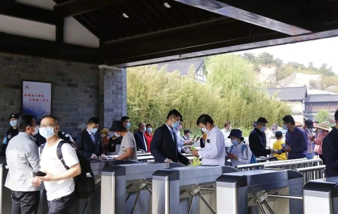 智感扫码mate50e,华为mate50智感扫码付款微信支付宝