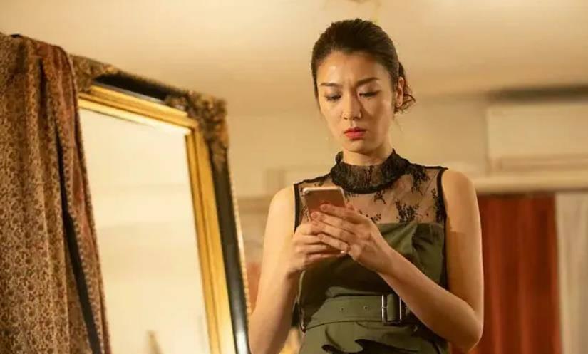 为了艺术做出贡献的日本女星,泷内公美个人照片